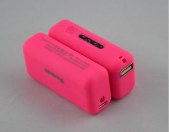 2600mAh لUSB المحمولة قوة البنك مع الصمام الخفيفة، الأحمر / الوردي / أخضر