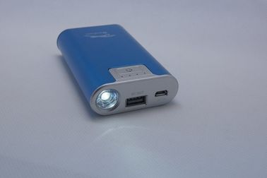 كاميرا رقمية معدن USB البنك المحمولة السلطة بطارية 6600mAh مع الشعلة الصمام
