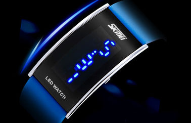 ساعة اليد سيدات LED الرقمية، ومشاهدة الإلكترونية مقاومة للماء